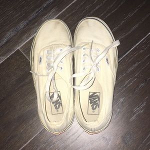 Vans trendy shoes